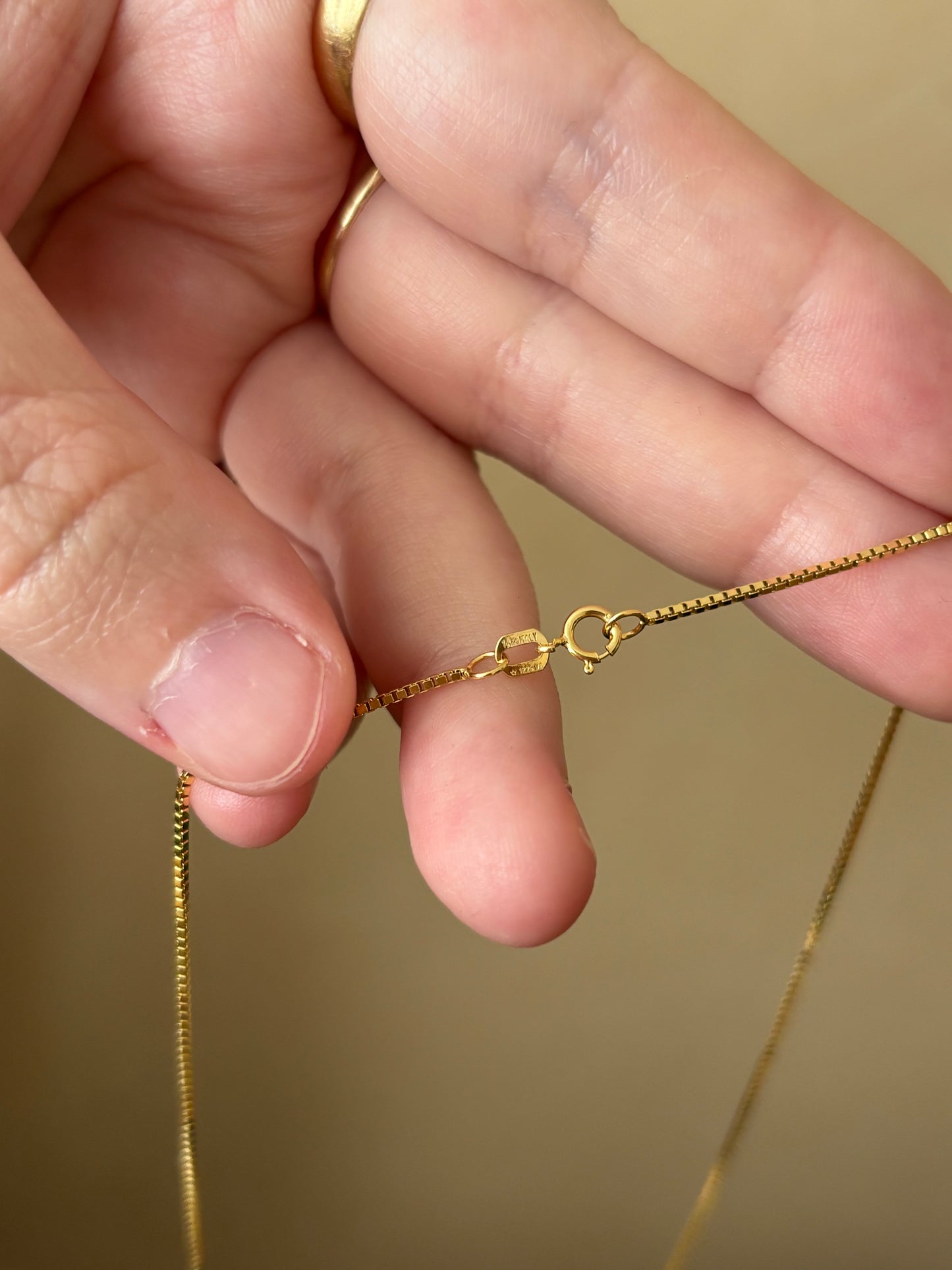 Devon’s Pick: Vintage, 14K Gold Italian Box Chain