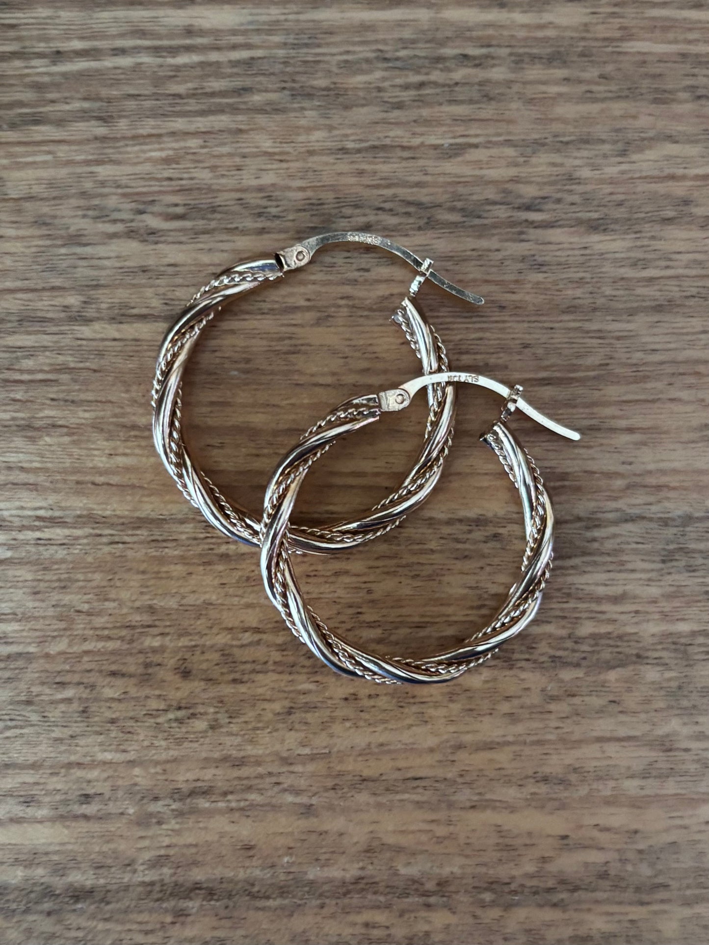 Devon’s Pick: Vintage, 10K Gold Twisted Hoop Earrings