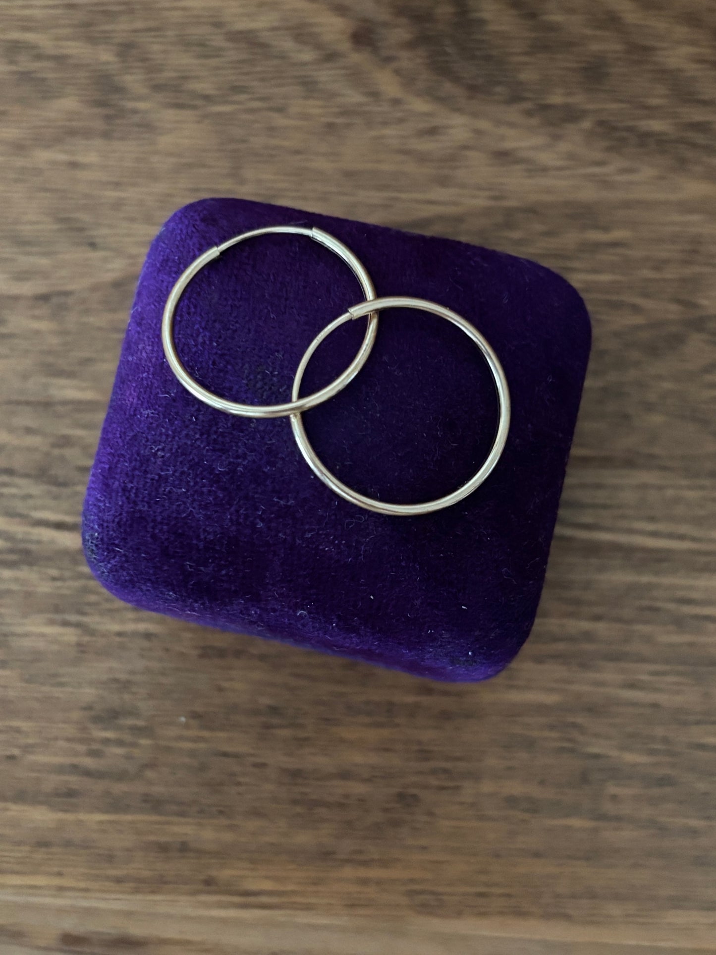 Vintage, 10K Gold Everyday Hoop Earrings