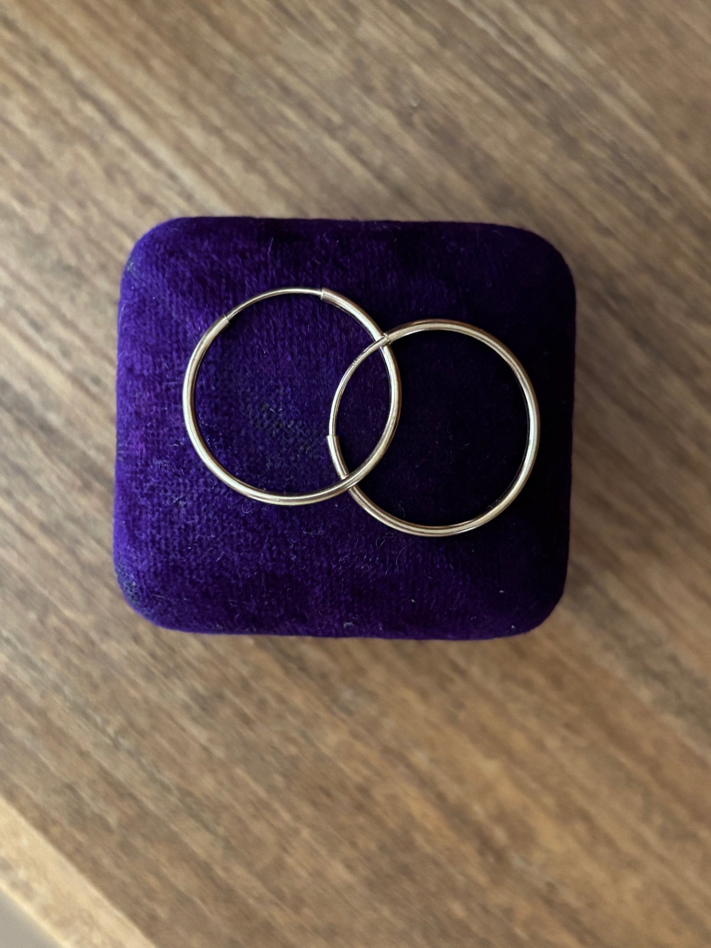 Vintage, 10K Gold Everyday Hoop Earrings