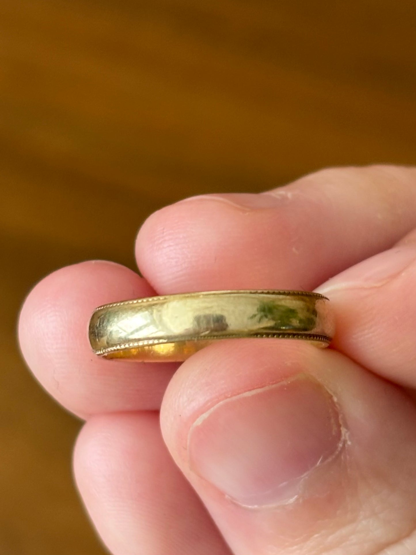 Devon’s Pick: Vintage, 10K Gold SIFFARI Ring with Millgrain Detailing