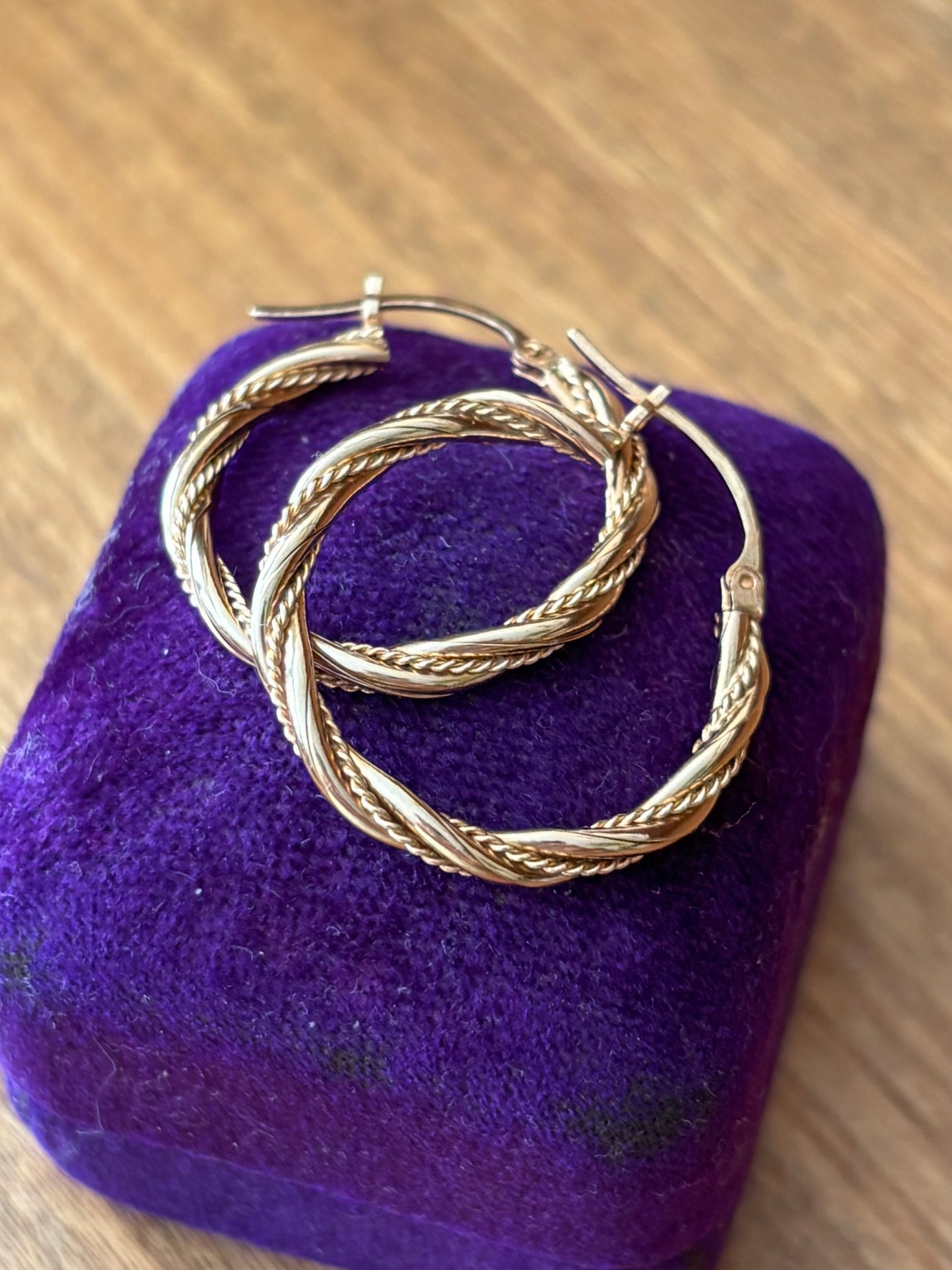 Devon’s Pick: Vintage, 10K Gold Twisted Hoop Earrings