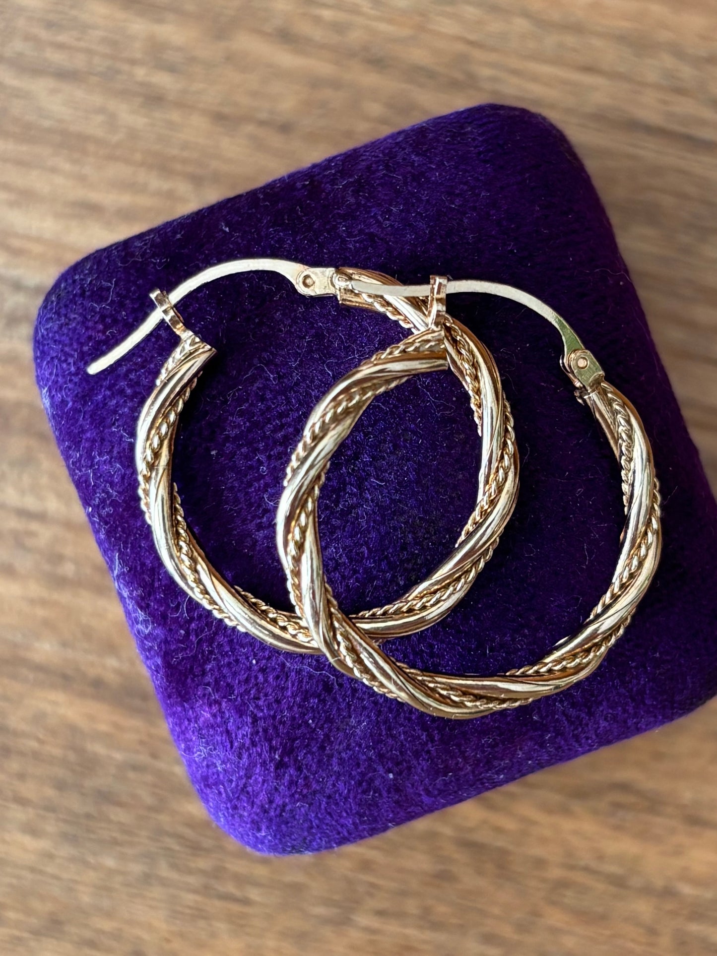 Devon’s Pick: Vintage, 10K Gold Twisted Hoop Earrings