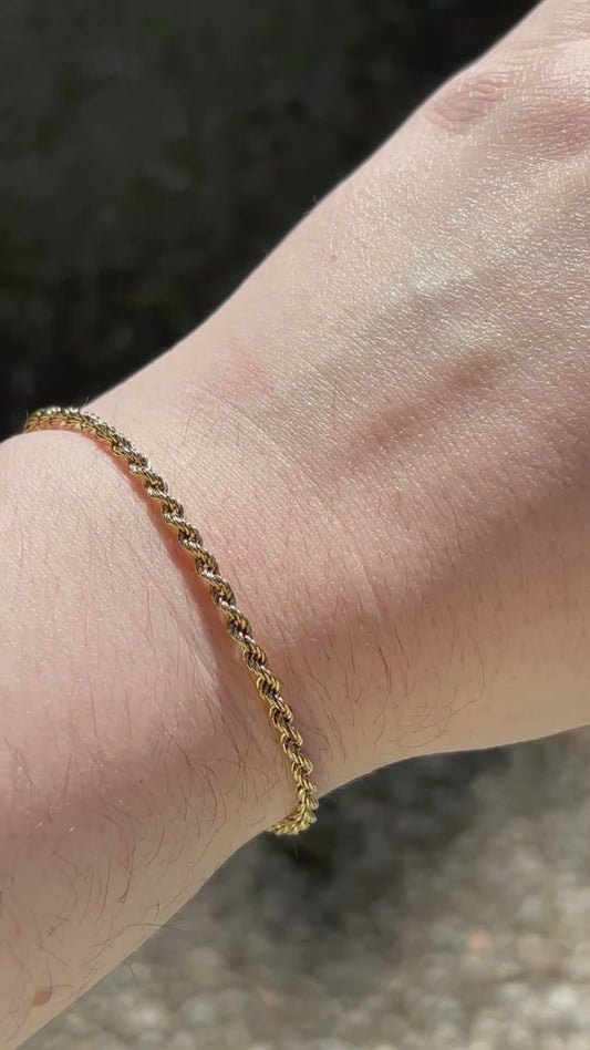 Devon’s Pick: Vintage, 10K Gold Rope Chain Bracelet