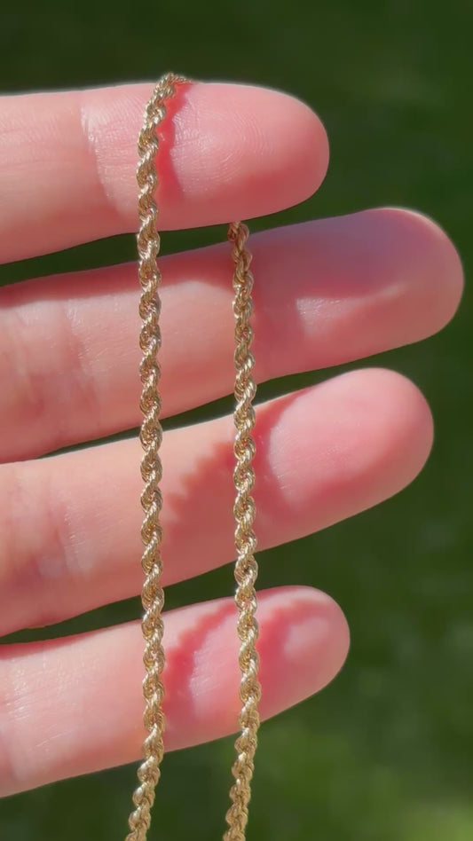 Devon’s Pick: Vintage, 10K Gold Rope Chain